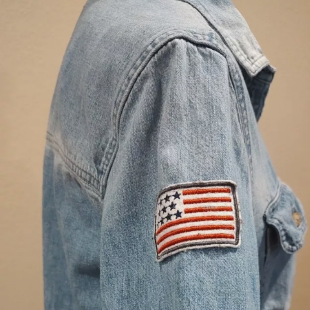 American Eagle Oversized Fit Patch Chambray Distr… - image 8